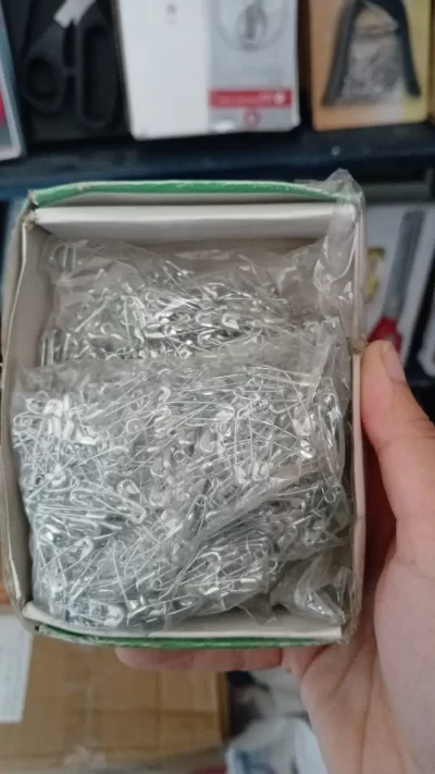 دبوس هانج تاج